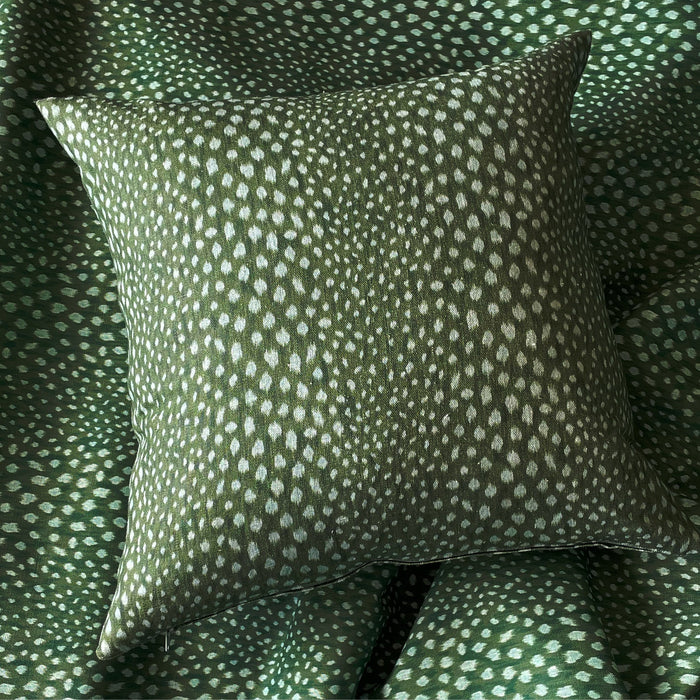 Chinkara Aquamarine/Juniper Cushion