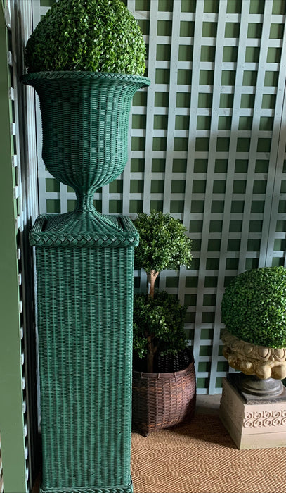 Villa Rattan Pedestal Urn in Juniper