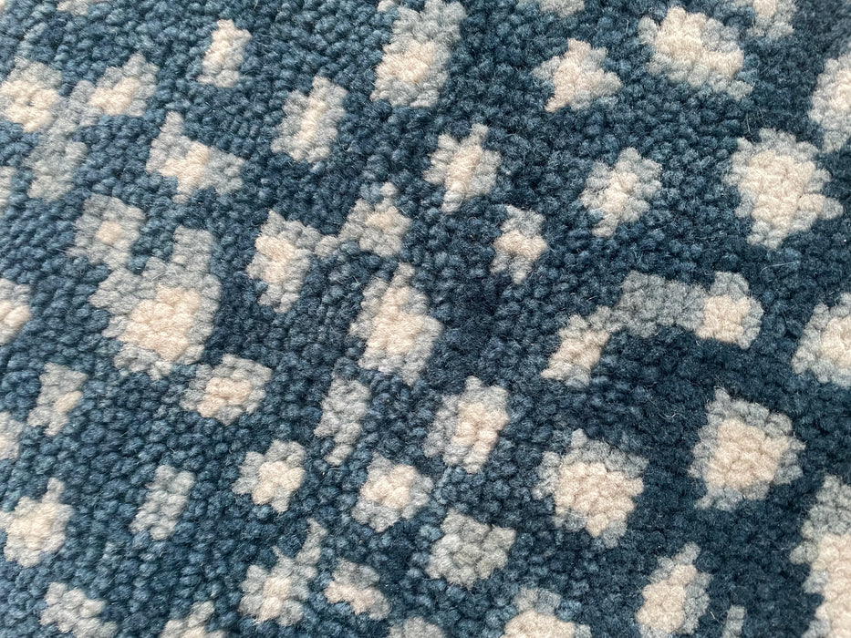Isla Design Chinkara Sapphire/Indigo Fine Hand-Knotted Indian Wool Rug