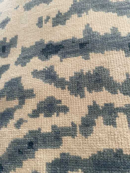 Isla Design Tiger Indigo Fine Hand-Knotted Indian Wool Rug