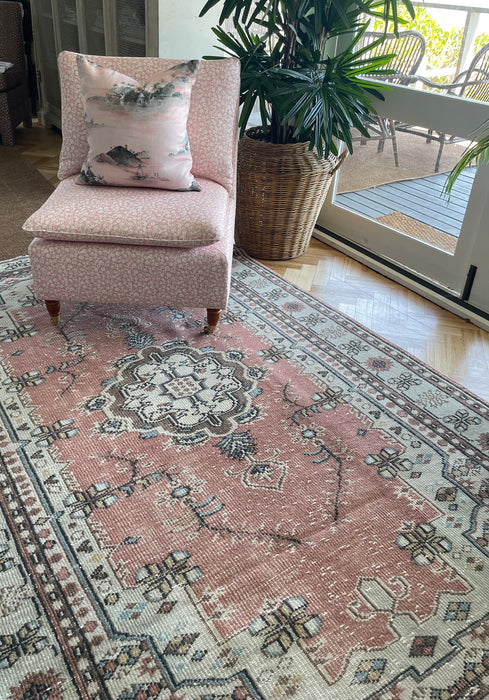 Vintage Turkish Wool Rug - Warm Pink and Celadon Green with Blue and Brown Motif - 170 x 253cm