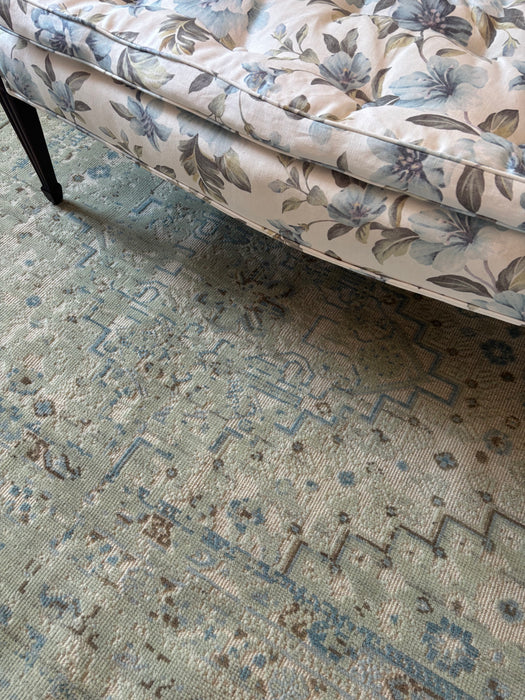 Maya Vintage Inspired Super-Fine Indian Wool Rug - Celadon, Sapphire and Ivory