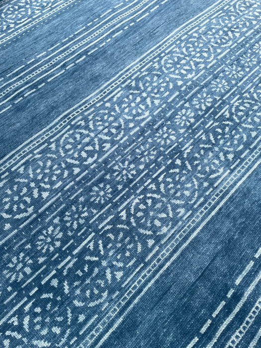 Isla Design Thera Indigo Fine Hand-Knotted Indian Wool Rug