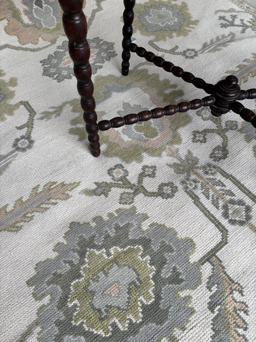 Kaya Hand-Knotted Indian Oushak Wool Rug - Ivory, Dove, Basil and Almond