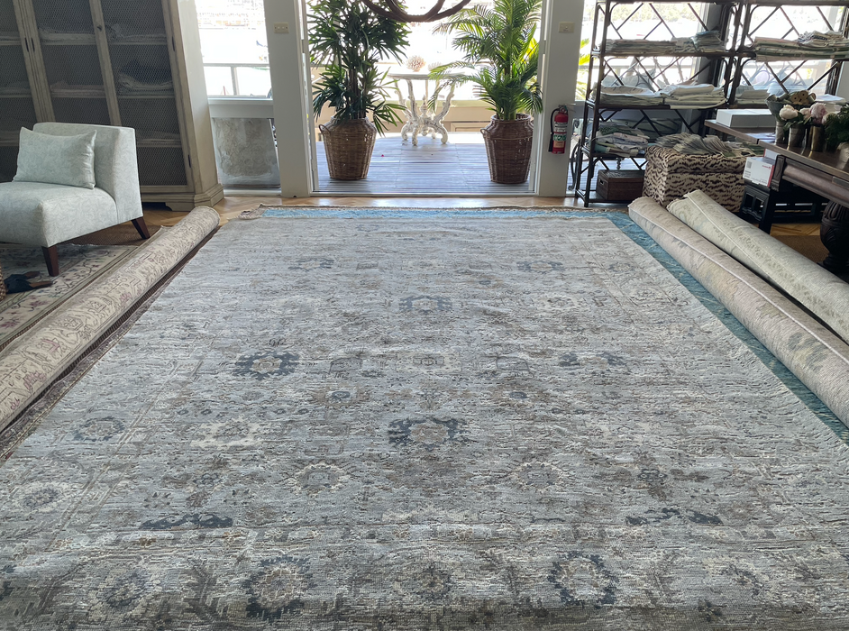 Arnav Vintage Inspired Super-Fine Indian Wool Rug - Sapphire and Indigo Blue, Ivory and Olive