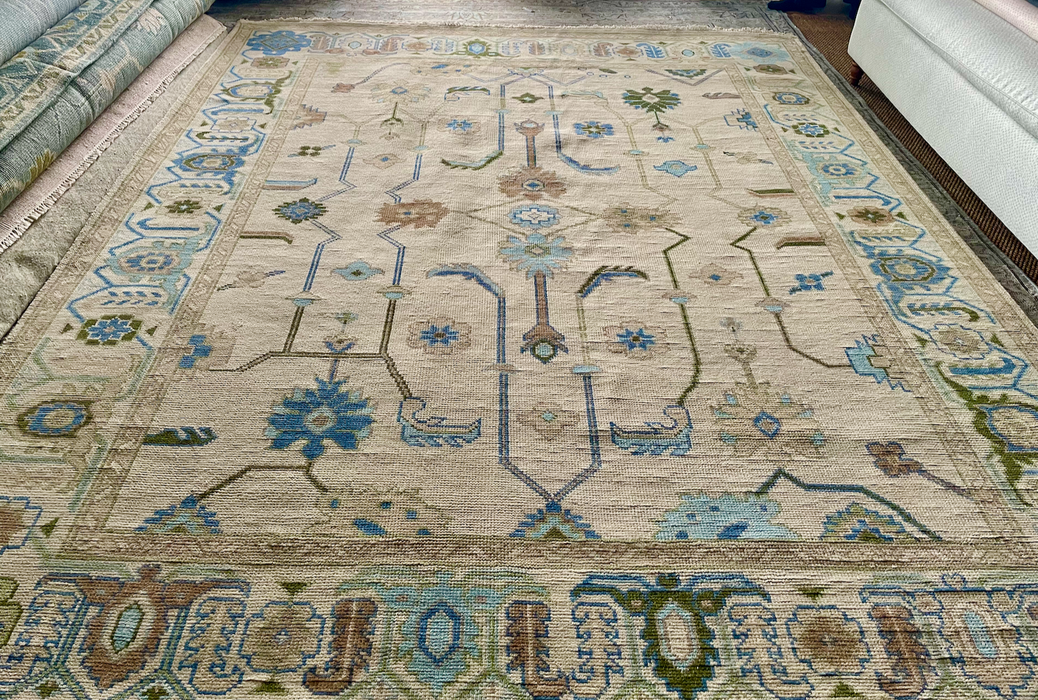 Sakin Hand-Knotted Indian Oushak Wool Rug - Ivory, Sapphire and Basil