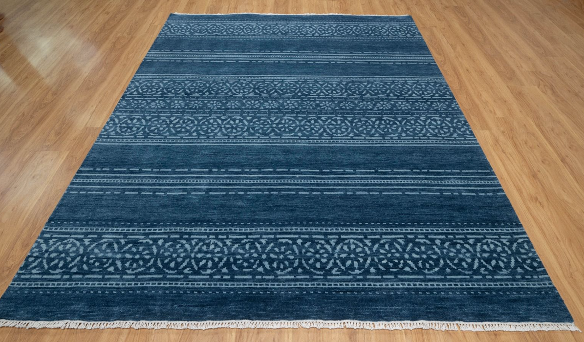 Isla Design Thera Indigo Fine Hand-Knotted Indian Wool Rug